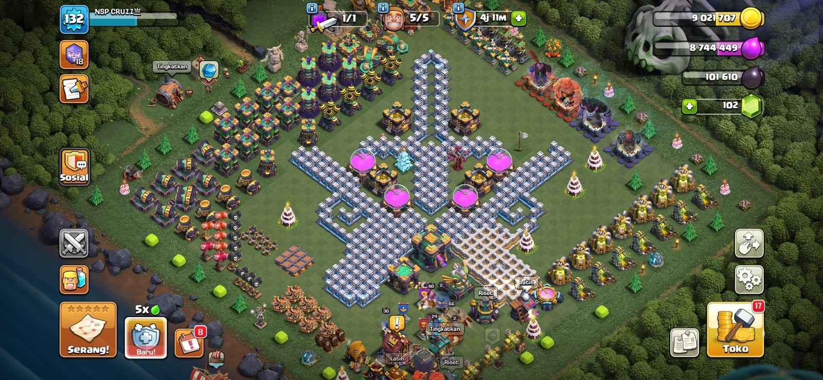 Clash of Clans account TH14 Clash of Clans Account | Level 132 | BK 66, AQ 66, GW 40, RC 30, MP 29 | iOS/Android
